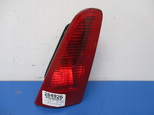 фото №1, Alfa romeo 147 3d лампа задняя левая крышки оригинал