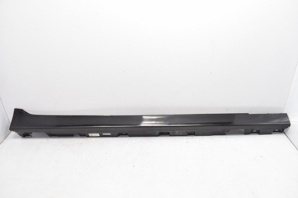 Накладка накладка порог правый  bmw f10 10r schwarz 2 Цена