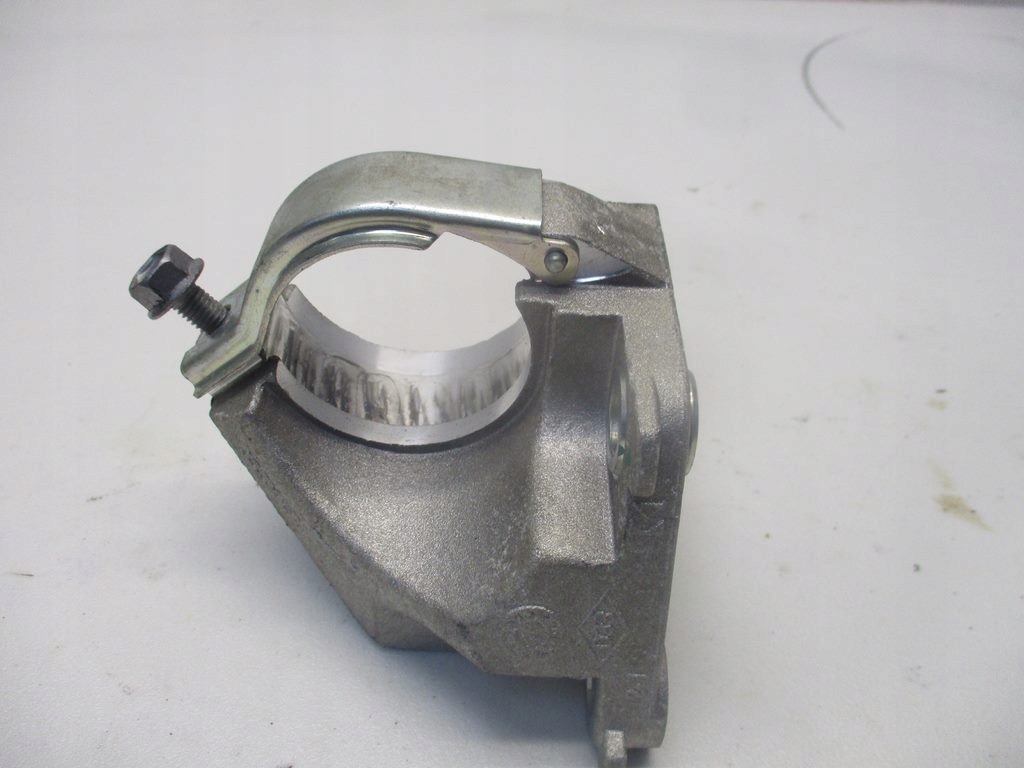 фото №4, Кронштейн опора полуось nissan qashqai ii 1.3 tce