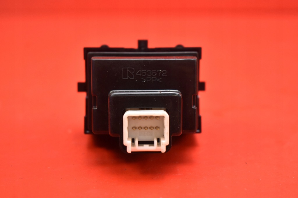 фото №5, Выключатель кнопки подогрев сидений toyota avalon xx40 15-18