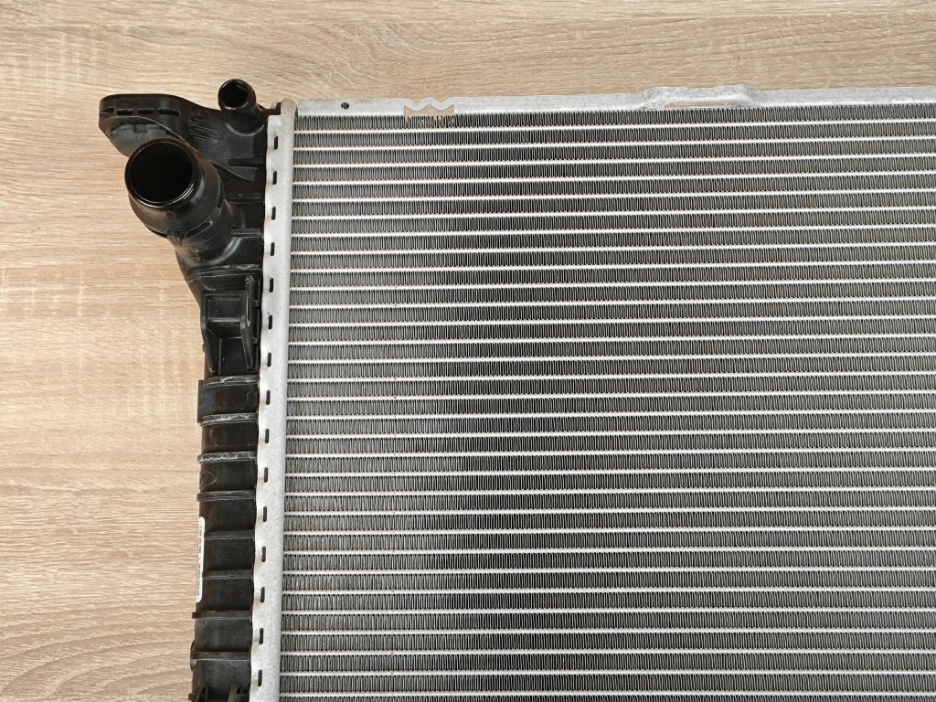 Купить Оригинальная радиатор воды audi a6 c7 a4 b8 a5 8t 2.0 tdi 8k0121251l 38km