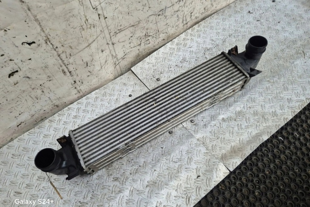 фото №4, Радіатор інтеркулер volvo v60 31338236 2012