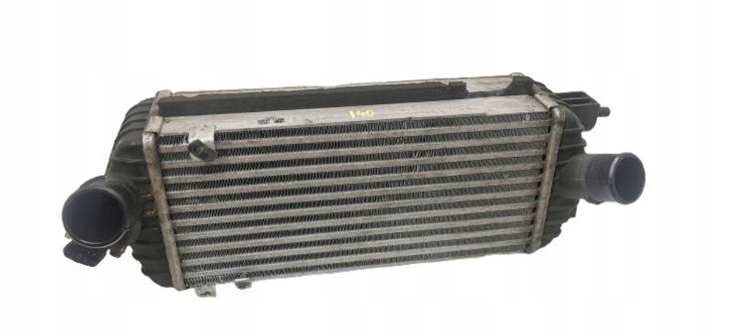 фото №1, Hyundai i40 интеркулер 28271-2a800 1.7 crdi