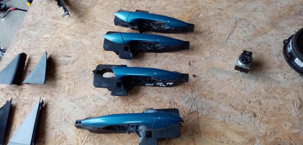 фото №1, Ручка левый правый перед задняя hyundai i30 ii t2u