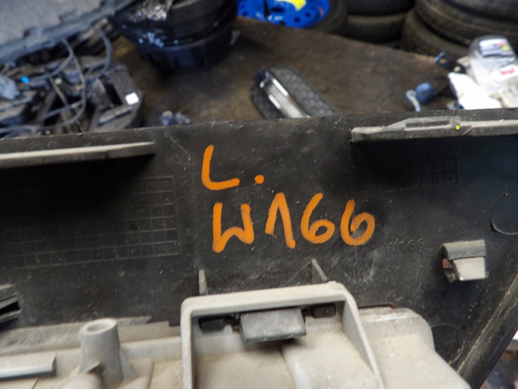 фото №4, Лівий led з решітка mercedes w166