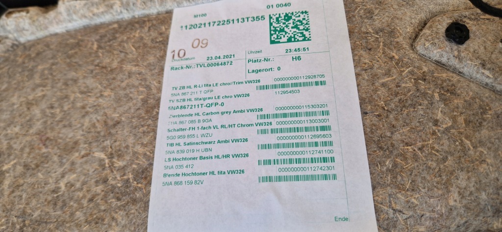 Обшивка двері tiguan 2016- задній лівий ideał оригінал шкіра в Україні