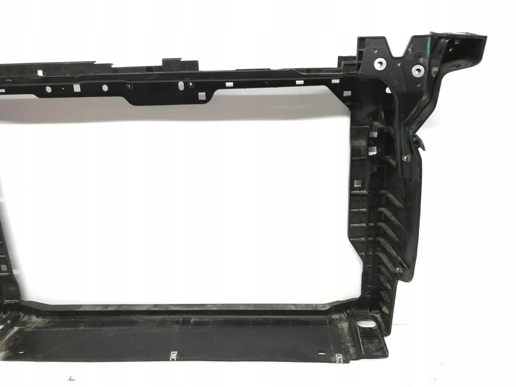 фото №10, Skoda scala pas передний усилитель 654805588d