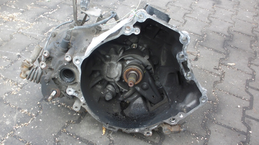 фото №1, Коробка передач передач mazda premacy 2,0ditd 5mt 101km