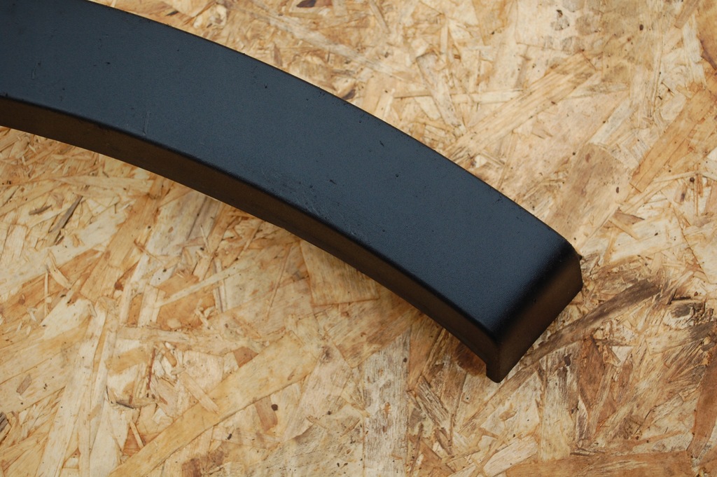 фото №10, Renault kadjar молдинг права задня na крила розширювач арки