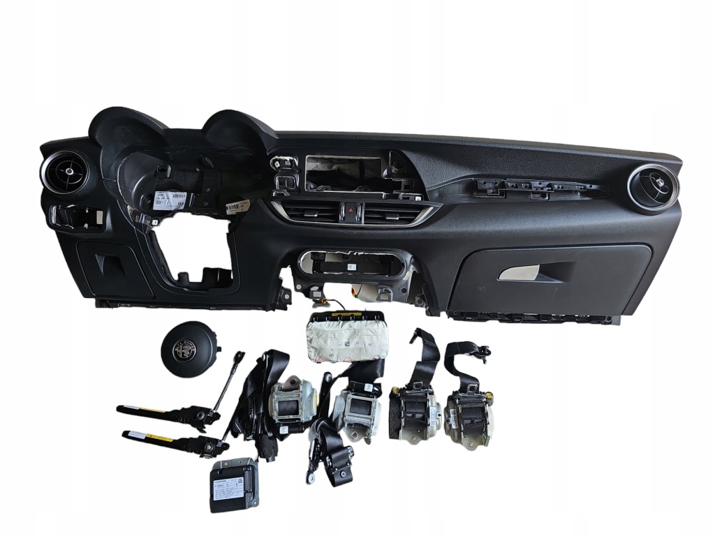 фото №1, Alfa romeo stelvio консоль панель приладів комплект ремені натягувач подушка безпеки подушка