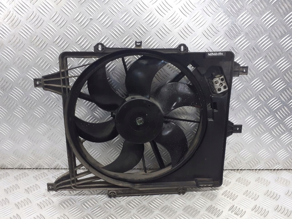 фото №1, Вентилятор радиатора renault thalia ii 1.6 16v 8200746467