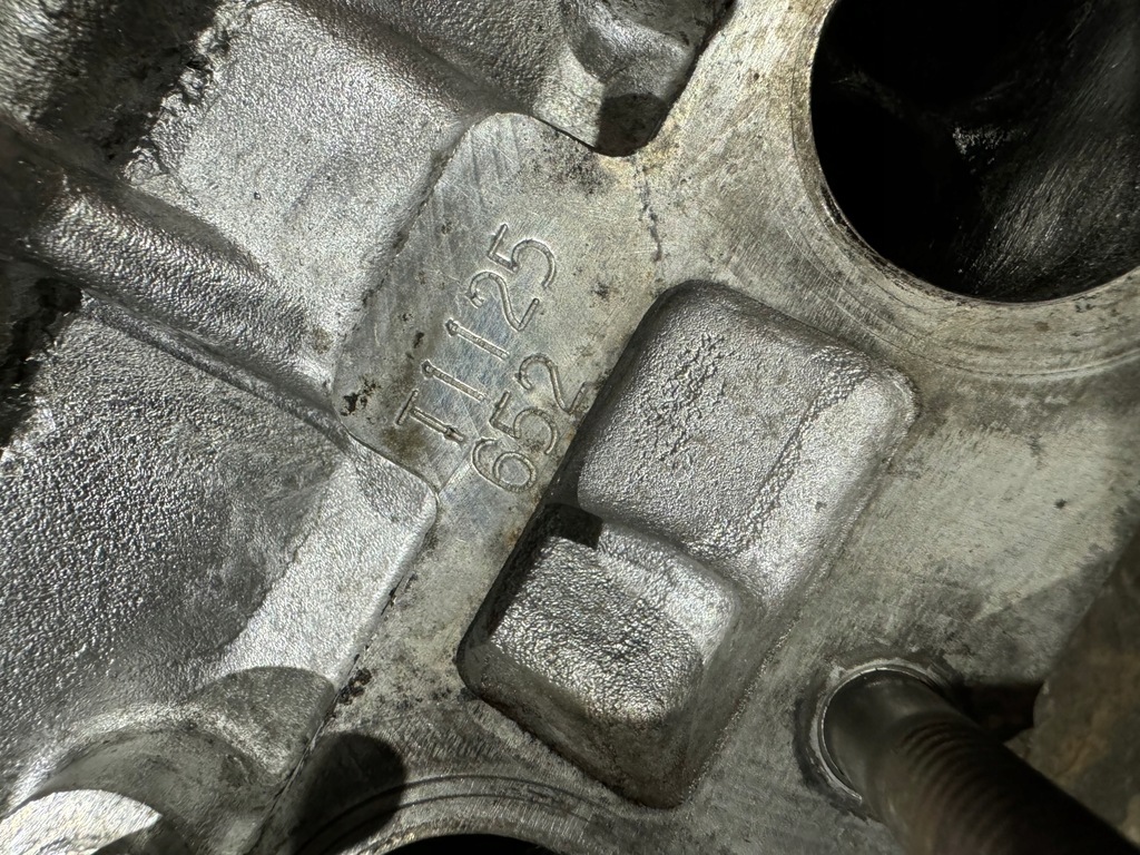 фото №13, Головка левая правая mitsubishi pajero iii 3.5 gdi 00-06r. 6g74