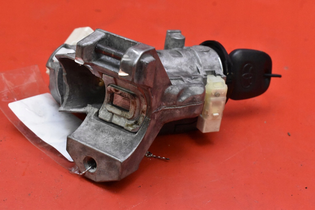 фото №6, Замок запалювання ключ 45020-0d04 toyota yaris 3 iii 1.0 vvt-i 69 km 14-17