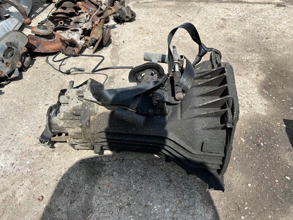 Купити Коробка передач передач iveco daily 2.3 hpi 8871859