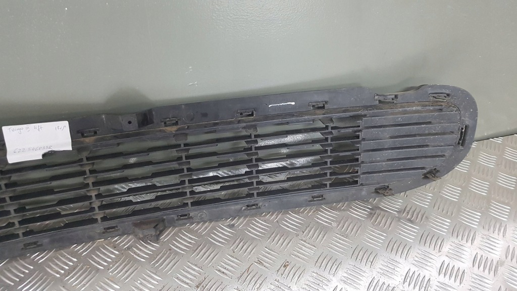 фото №6, Renault twingo iii lift 18- решітка середня бампера перед