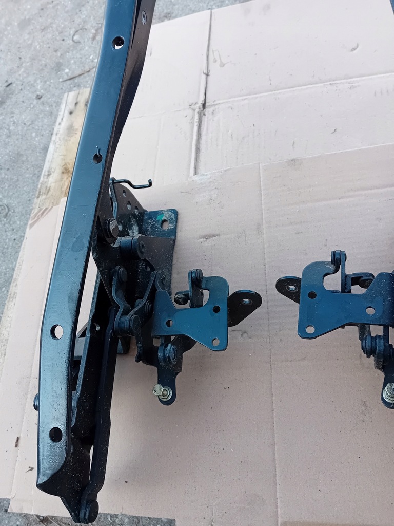 фото №2, Петля крыша правый левый mercedes slk r170