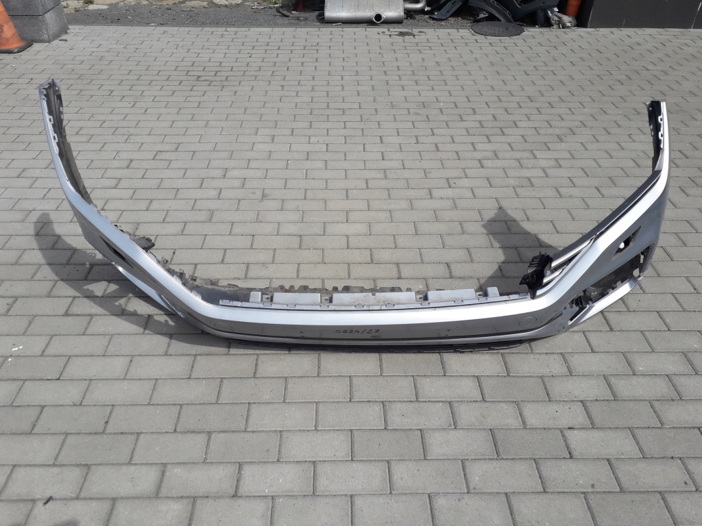 Vw touareg 3 3 18- бампер передок  передний 760807039ab Киев