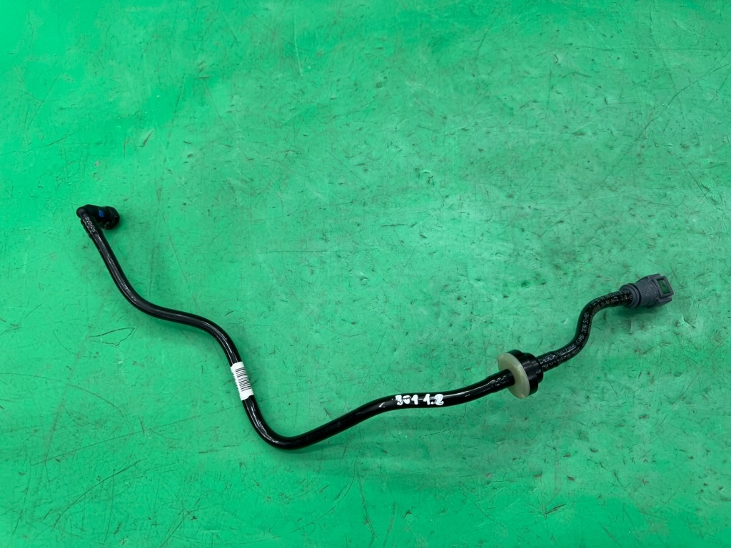 Купити Шланг пального паливний патрубок peugeot 301 1.2 vti 12- citroen celysee