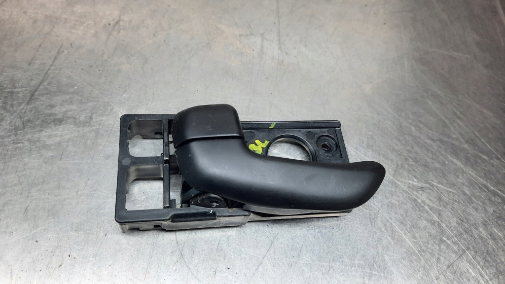 фото №1, Ручка внутренняя дверь левый задняя hyundai i10 i 1.1b 08r 5d hb 82613-0x000