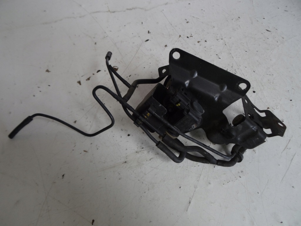 фото №1, Клапан вакуумa 8k0906627 audi a4 b8 2.0 tdi