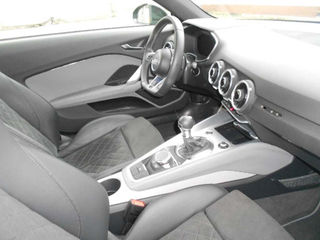 фото №14, Audi tt обшивки дверні обшивка двері оббивка 8s шкіра 8s0867103 8s0867104