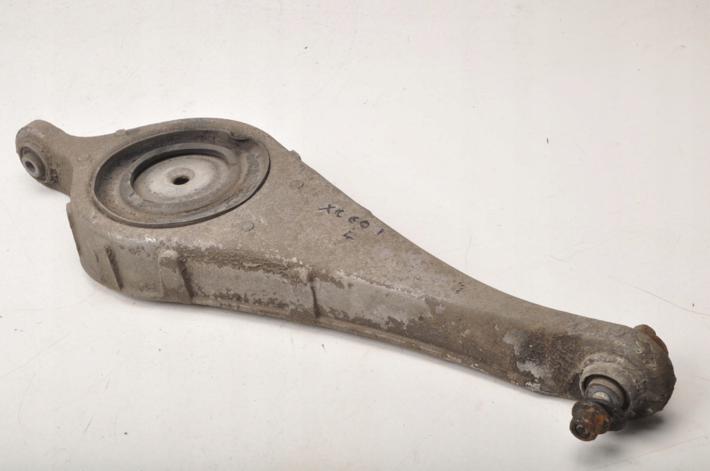 фото №1, Volvo xc60 i рычаг задняя задний 31317603