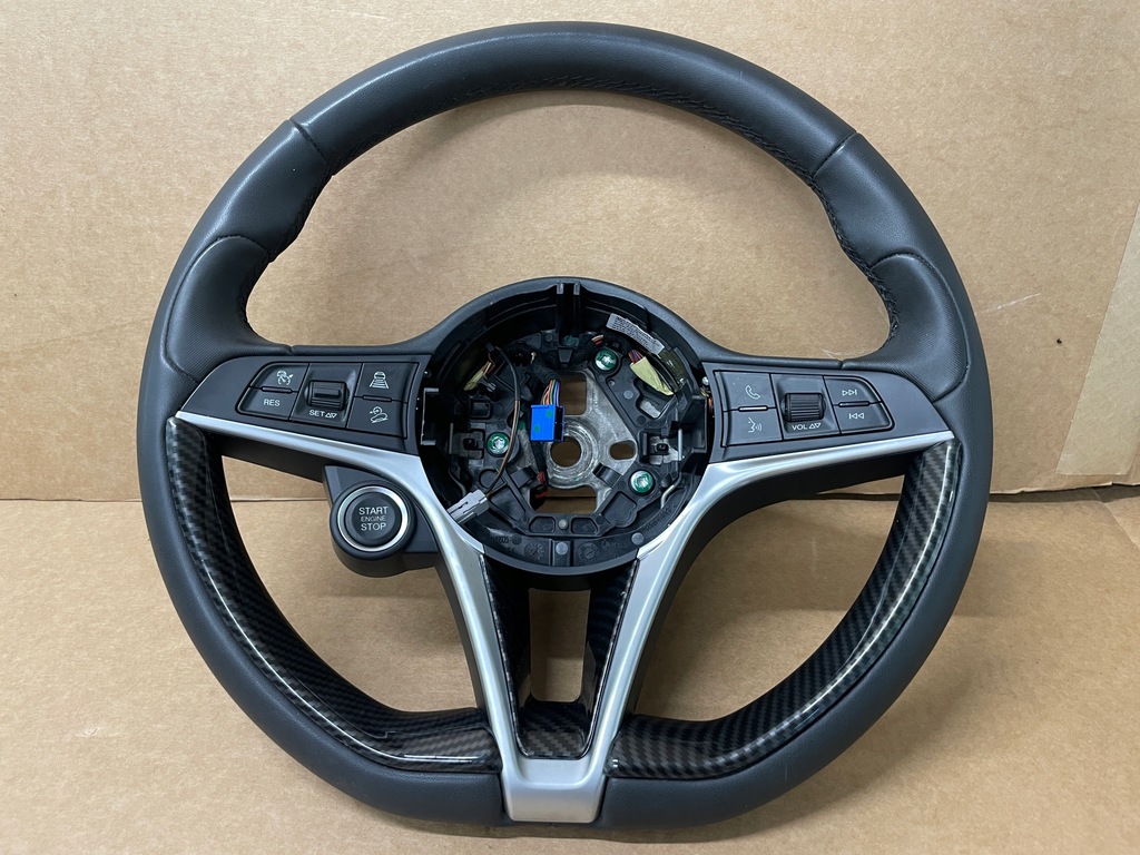 фото №1, Alfa romeo stelvio qv giulia повітропровід карбон