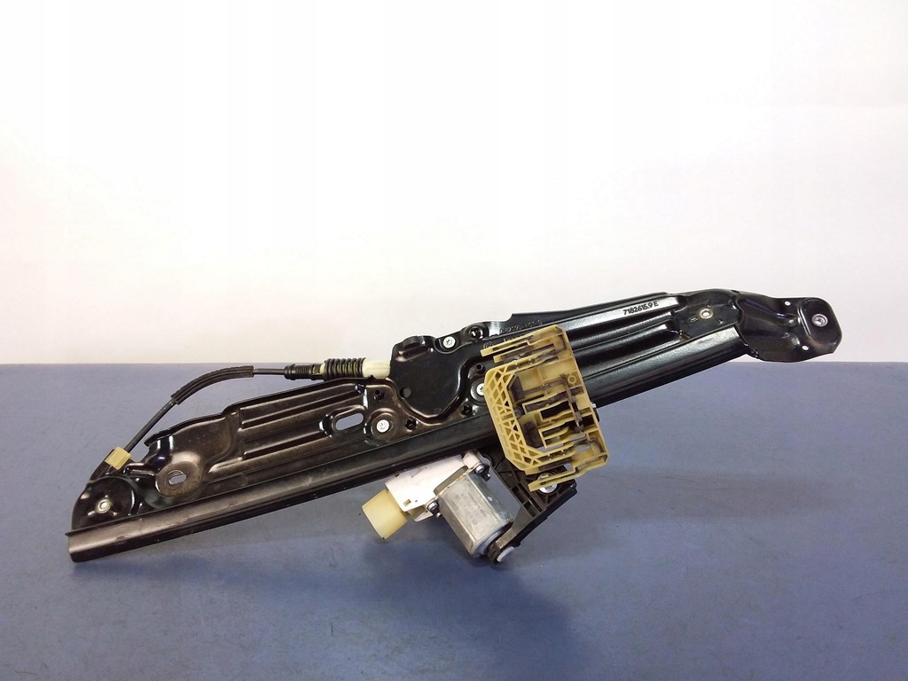 фото №1, Bmw 7 f01 підйомник скло задня лівий 7182095