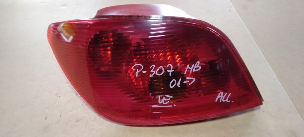 фото №1, Peugeot 307 hb 01-05 лампа лівий задня
