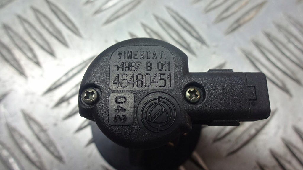 фото №2, Переключатель подушек alfa romeo 147 46480451