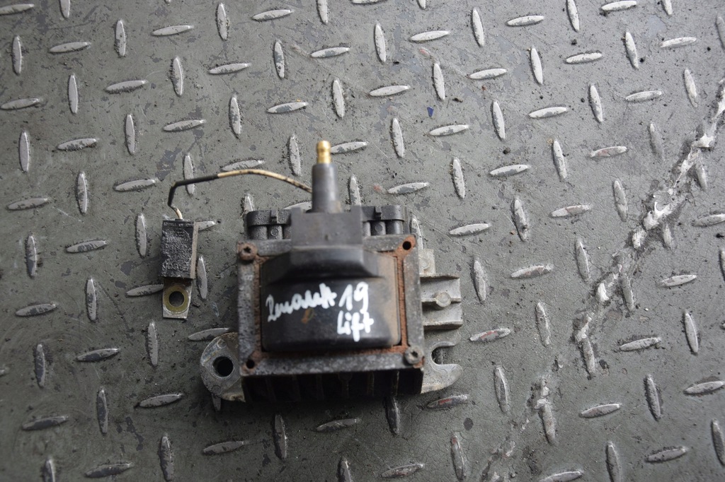 фото №1, Катушка зажигания renault 7700852093