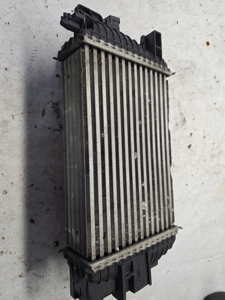 Opel meriva b радіатор повітря інтеркулер 1.4t в Україні