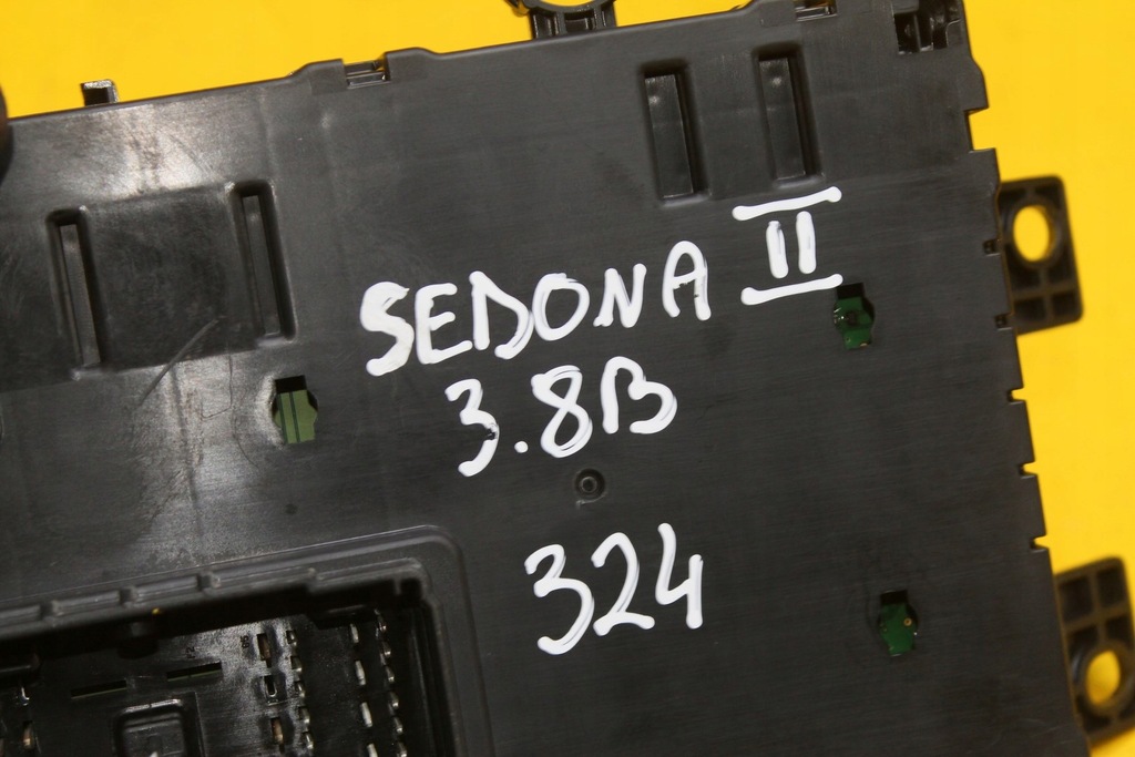 фото №9, Коробка запобіжників kia sedona ii carnival iii