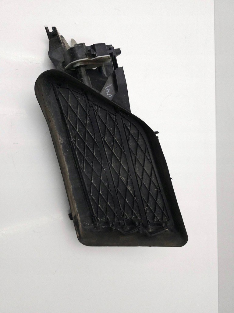 фото №1, Tesla model s 2016 напрямна повітря інтеркулер