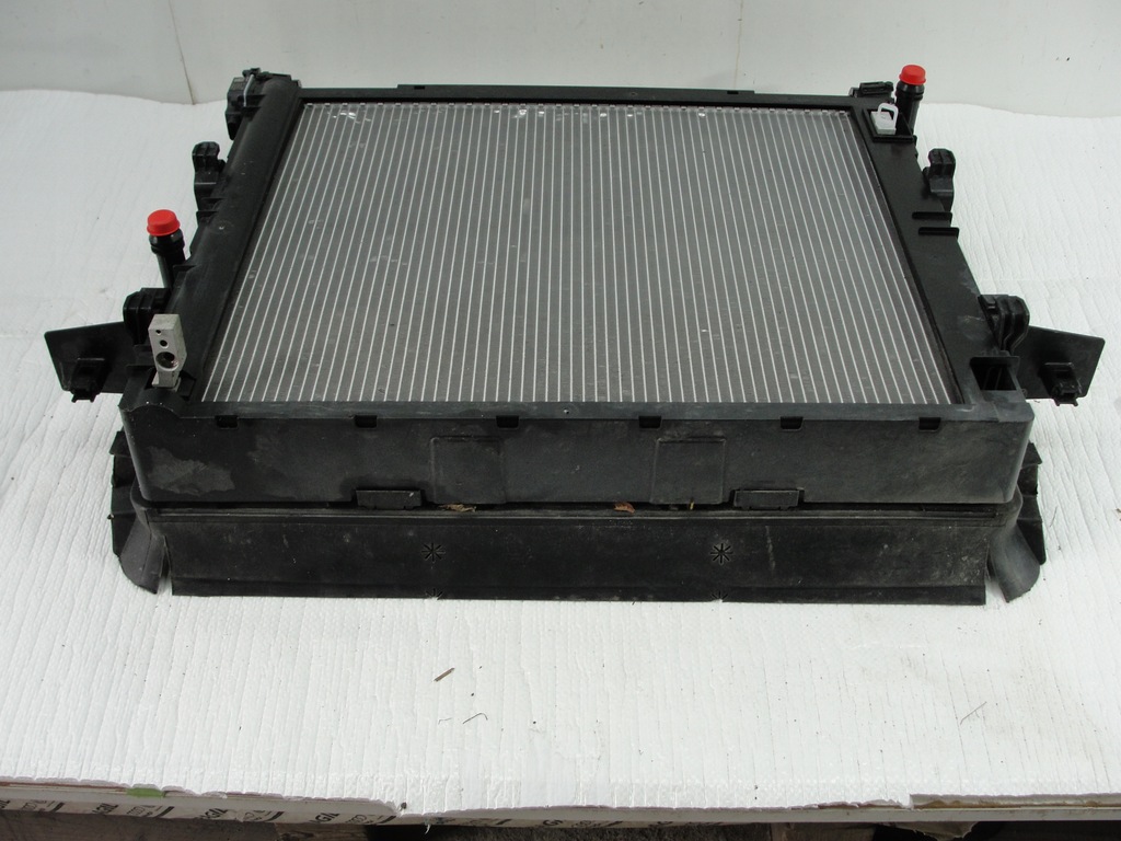 фото №10, Радіатор wody + кондиціонера + жалюзі vw id.3 id.4 enyaq