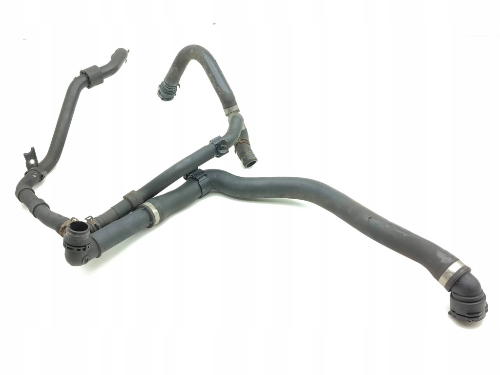 Seat ateca 2016 шланг / пабтрубок  радиатора Доставка