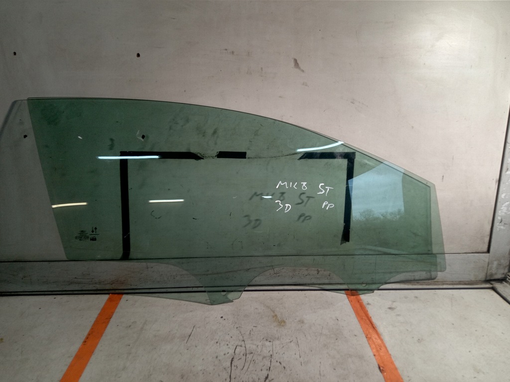 фото №1, Ford fiesta mk8 стекло дверь правая 3 d