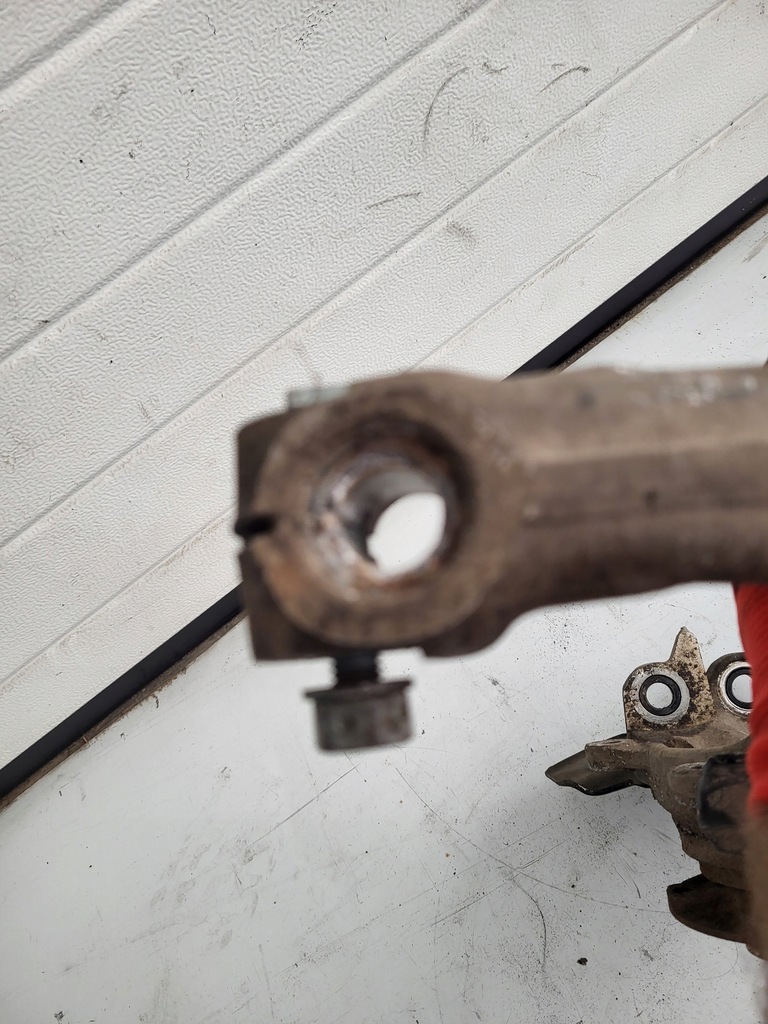 фото №8, Audi a6 c6 06r 3.0 tdi поворотный кулак правый перед правая