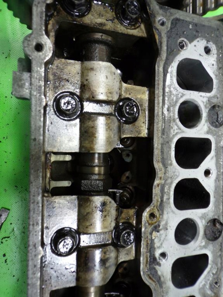 фото №9, Mitsubishi galant 2.4 16v головка двигателя