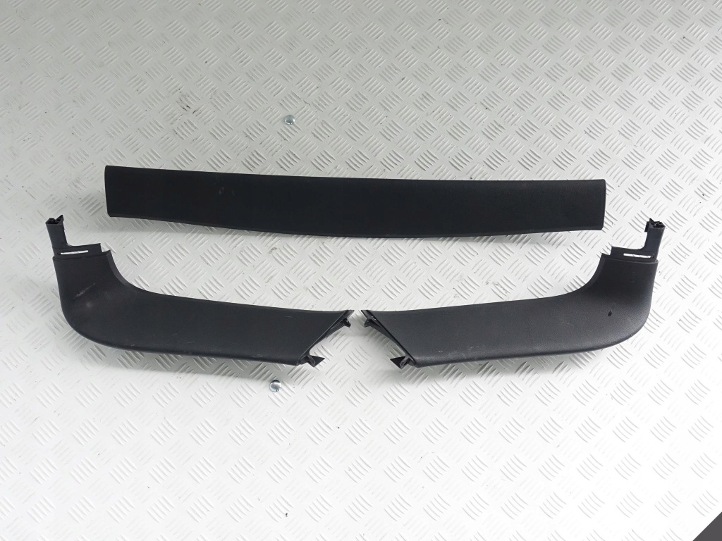 фото №1, Cayenne 7p5 корпус кришки багажника оббивка задня