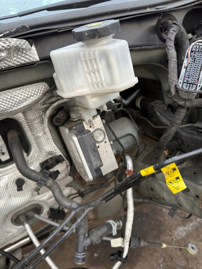 фото №1, Opel insignia b усилитель тормозов насос abs 84961534