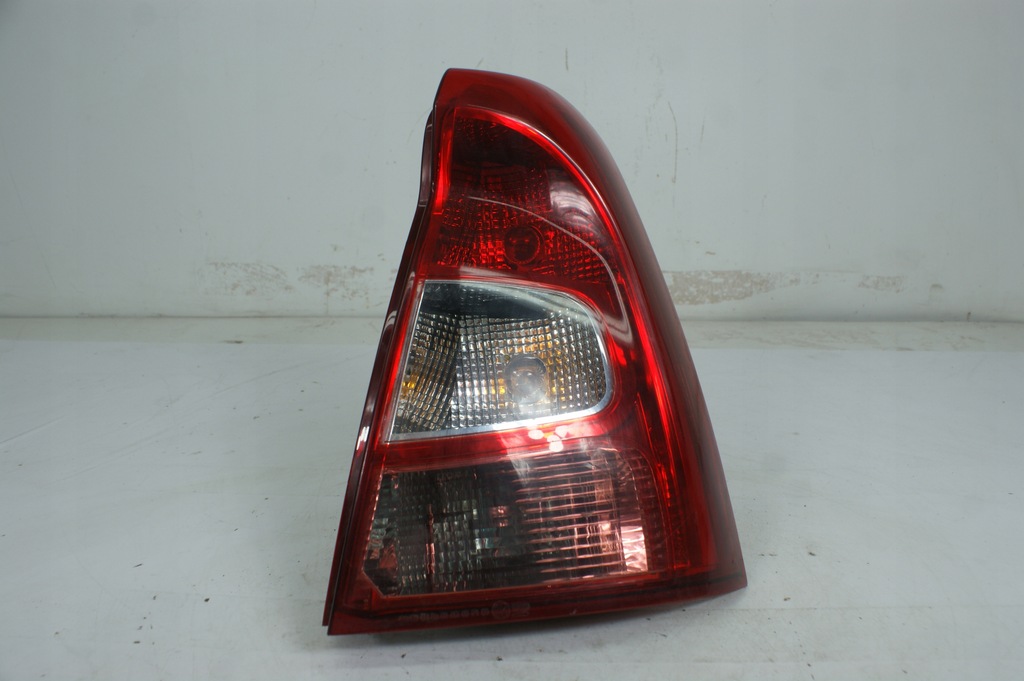 фото №1, Фара лампа правая задняя правый задняя dacia logan sedan