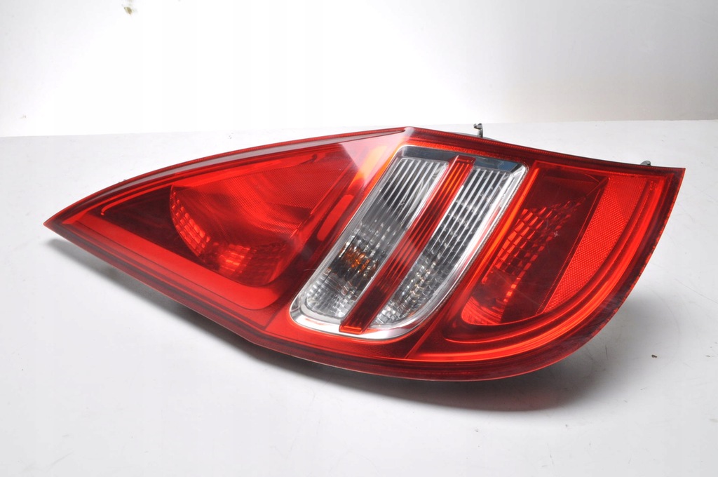 фото №1, Hyundai i30 лампа левая задняя левый задняя 92401-2l010
