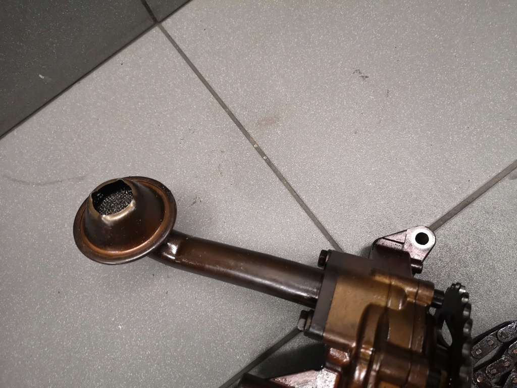 фото №5, Насос масла с привод audi tt 8n 1.8t 06a115105