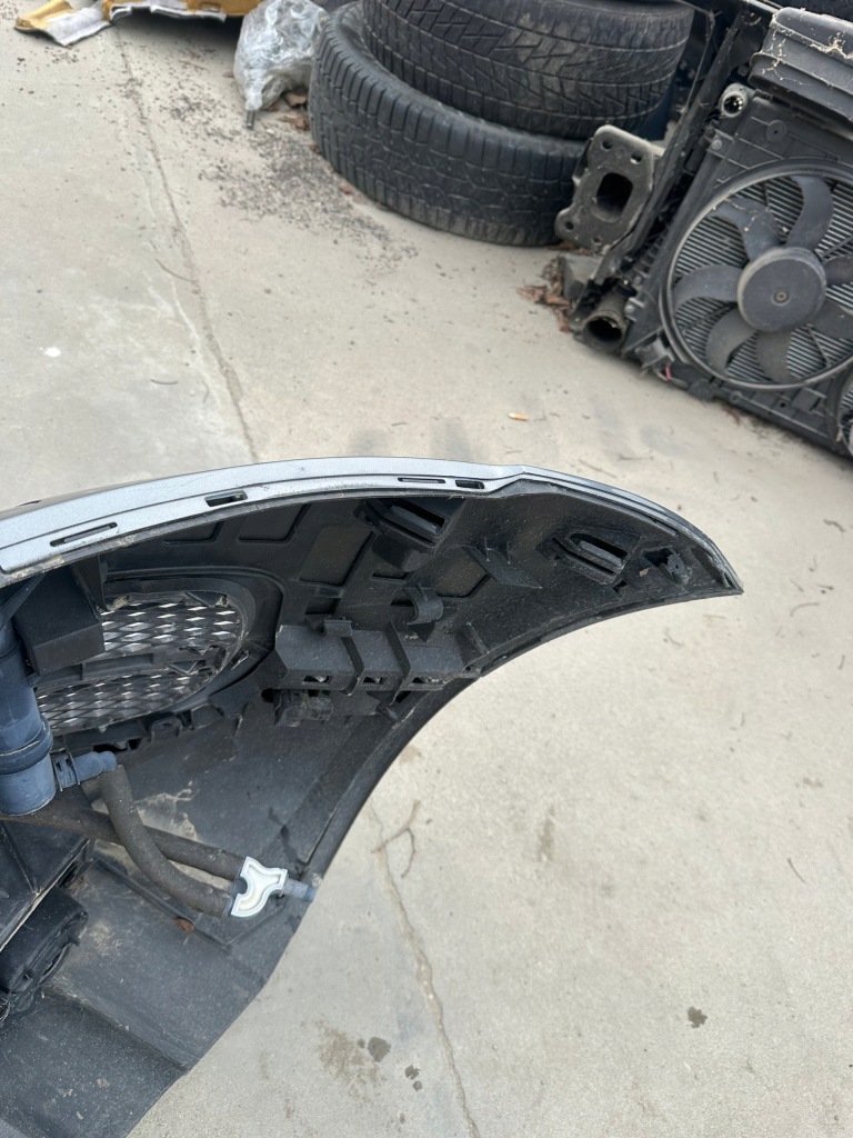 Бампер передок  комплектный  без решетка vw touareg 7l pdc омыватель lubelskie Доставка