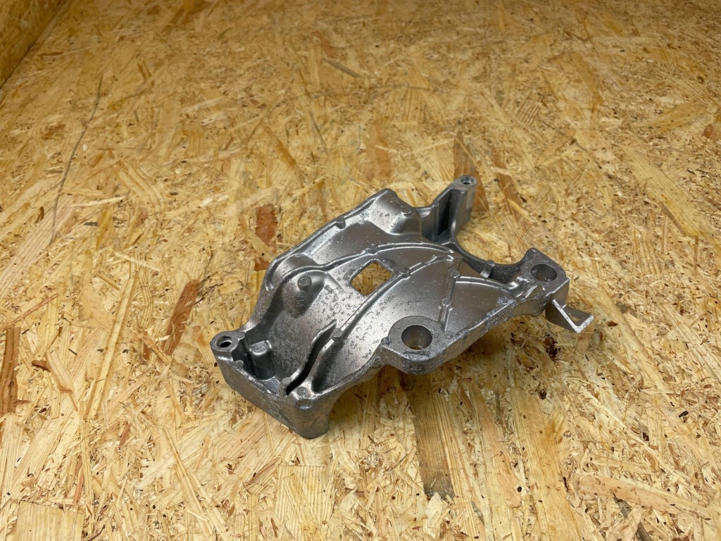 Крепеж кронштейн кронштейн генератора volvo v60 2 s60 3 xc60 2 31480101 с Разборки