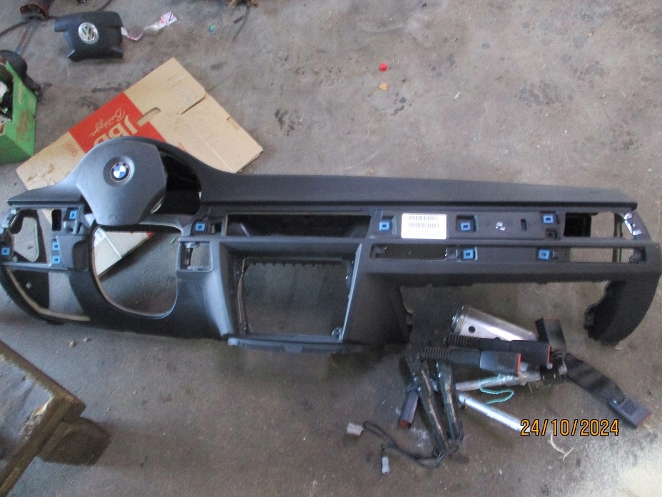 фото №1, Bmw e90 консоль подушка безпеки x2 натягувачі x4