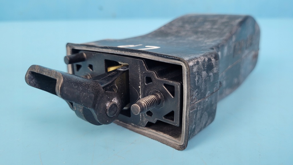 фото №9, Mercedes eqe 350+ 23r ограничитель дверь левый перед a2957201300