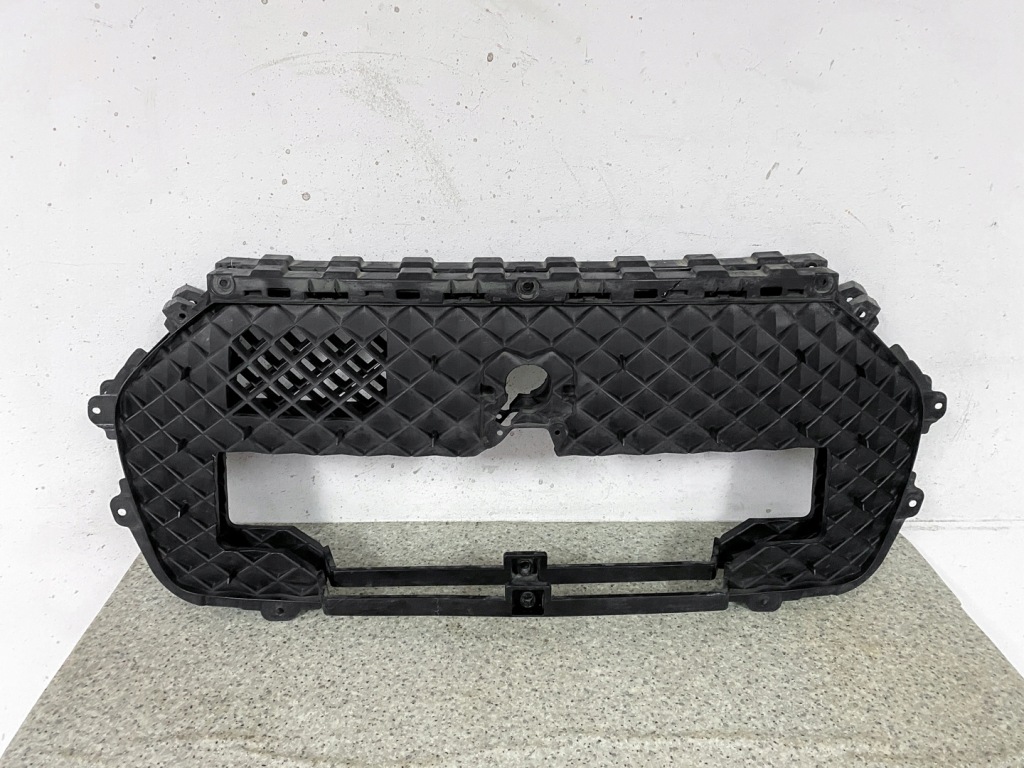 Купить Кронштейн решётка решетка бампера передний citroen ds7 2017- 9819670477