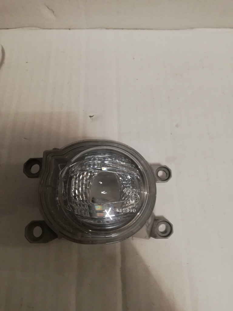 фото №1, Противотуманная фара правый led toyota yaris iv cross e21 rav 4 chr